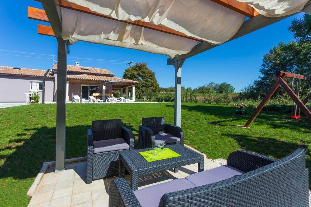 Modern House With Private Pool Villa Žminj Eksteriør bilde